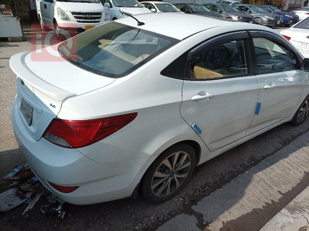 هیوندای ئەکسنت